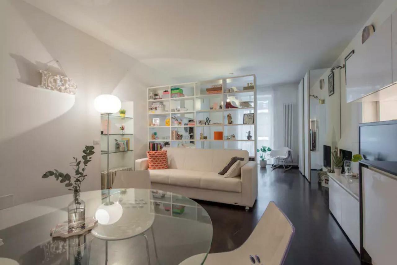 Lovely Apartment In The Heart Of Milano Exteriör bild
